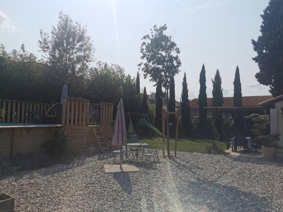 Maison Avec Piscine Dans Village Provencal. Holiday home