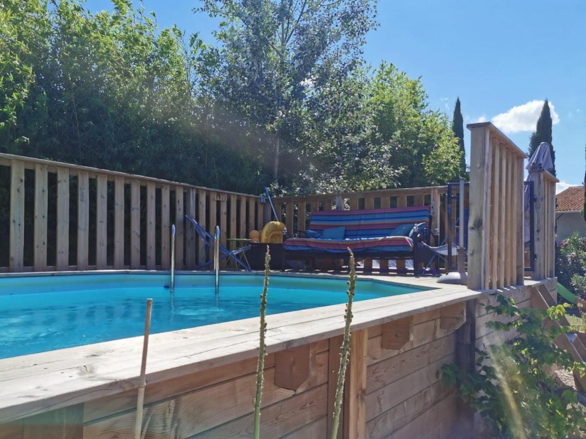 Maison Avec Piscine Dans Village Provencal. Holiday home *